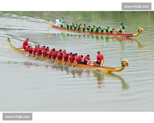 2017香江龙舟比赛精彩回顾 激烈角逐展现传统文化与现代竞技结合